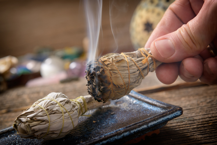 Smudging: Energy Cleansing for Beginners 